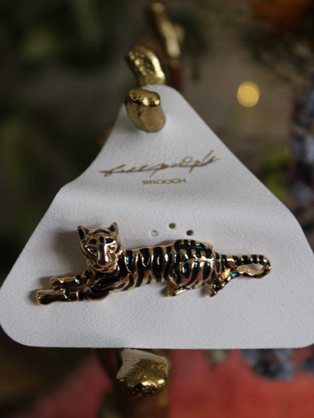 Free People Gold & Black Enamel Tiger Brooch Pin - Picture 2 of 5
